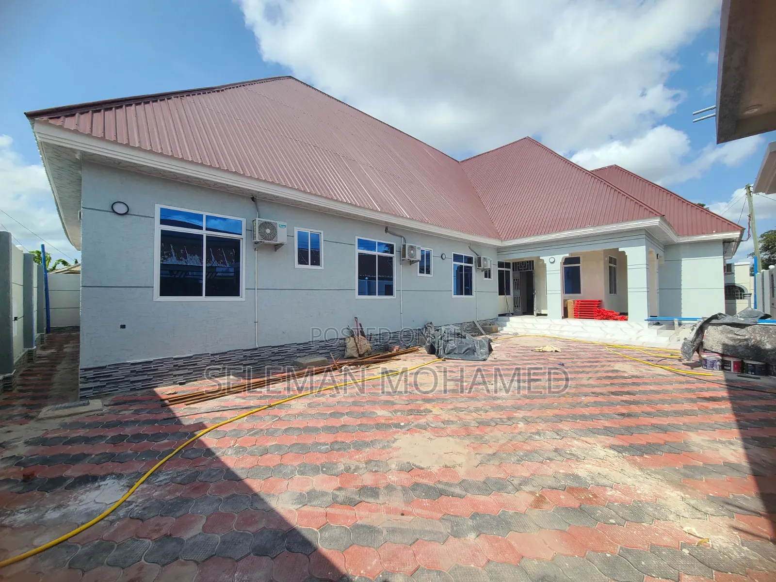 Furnished 20bdrm House in Biriani Real Estate, Chamazi for sale