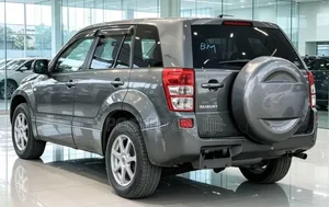 Suzuki Escudo 2005 Gray