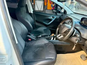 Peugeot 2008 2014 White