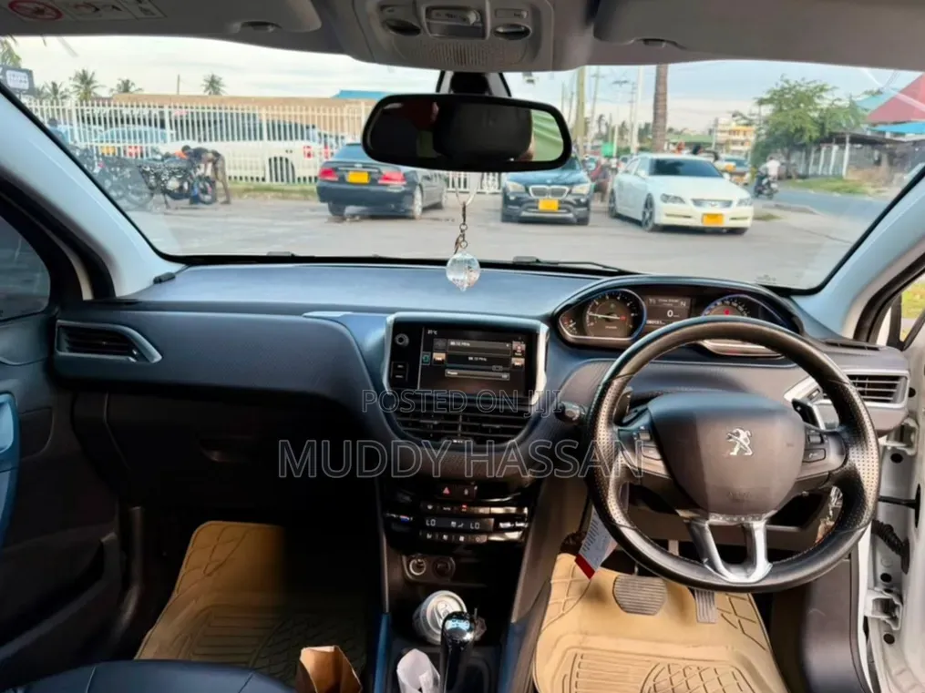 Peugeot 2008 2014 White