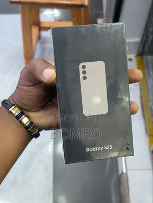 New Samsung Galaxy S23 256 GB Silver