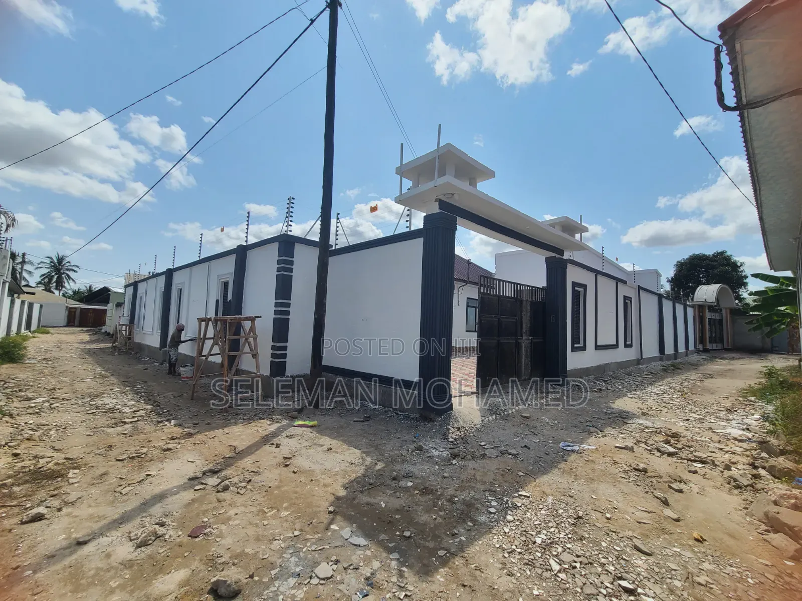 Furnished 3bdrm House in Biriani Real Estate, Chamazi for sale