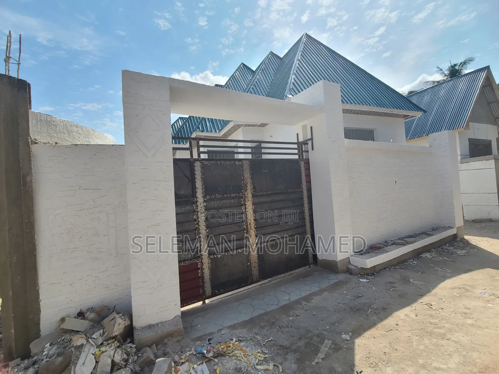 Furnished 3bdrm House in Biriani Real Estate, Chamazi for sale