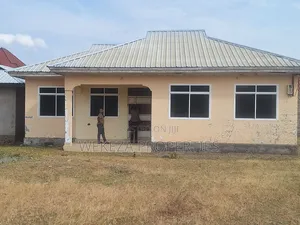 3bdrm House in Wekeza Properties, Hai for sale