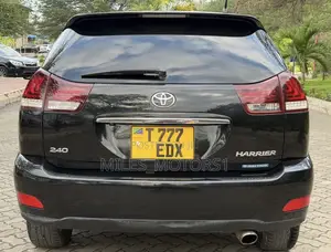 Toyota Harrier 2005 Black