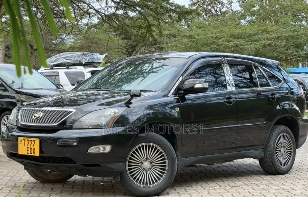 Toyota Harrier 2005 Black