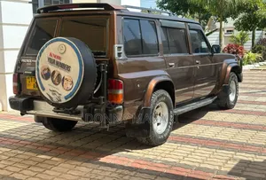 Nissan Patrol 2008 Burgundy