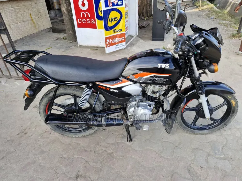 TVS HLX 125 2025 Black
