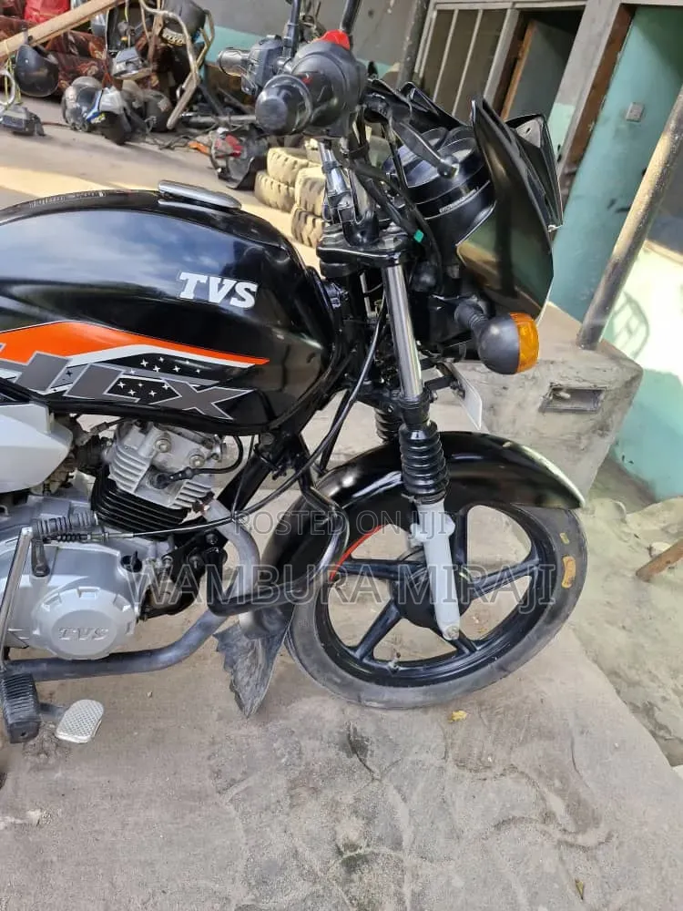 TVS HLX 125 2025 Black