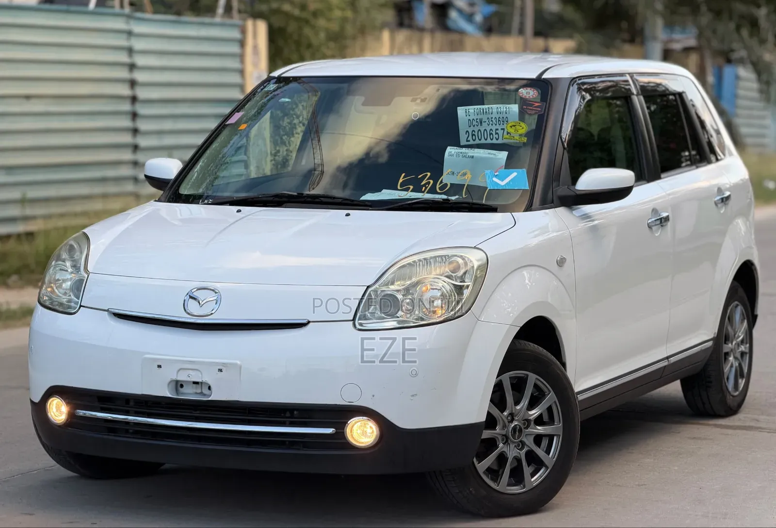 Mazda Verisa 2012 White