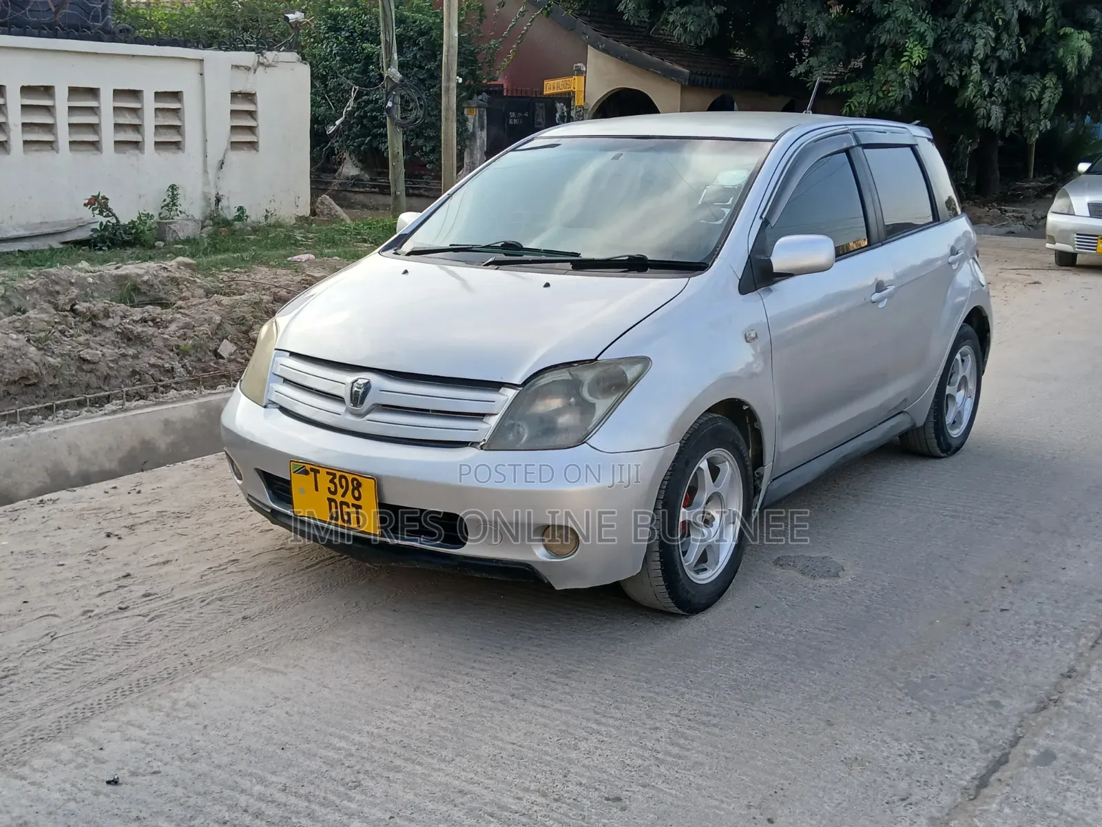 Toyota IST 2004 Silver