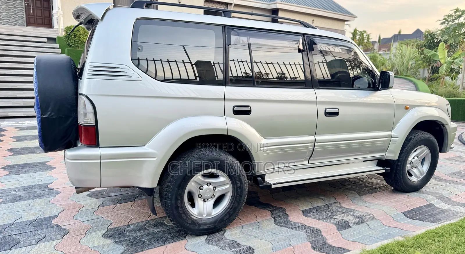 Toyota Land Cruiser Prado 1999 Gray