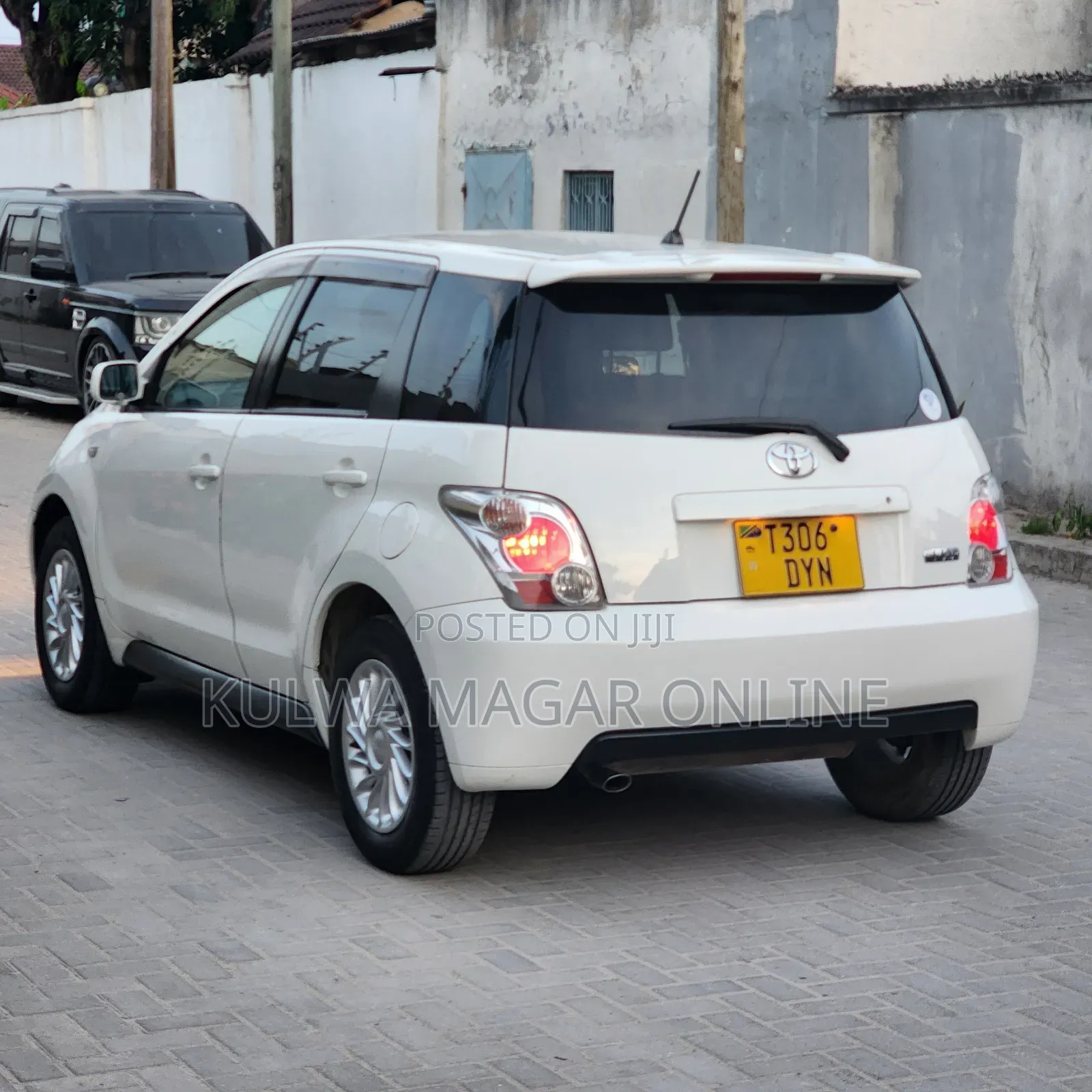 Toyota IST 2003 White