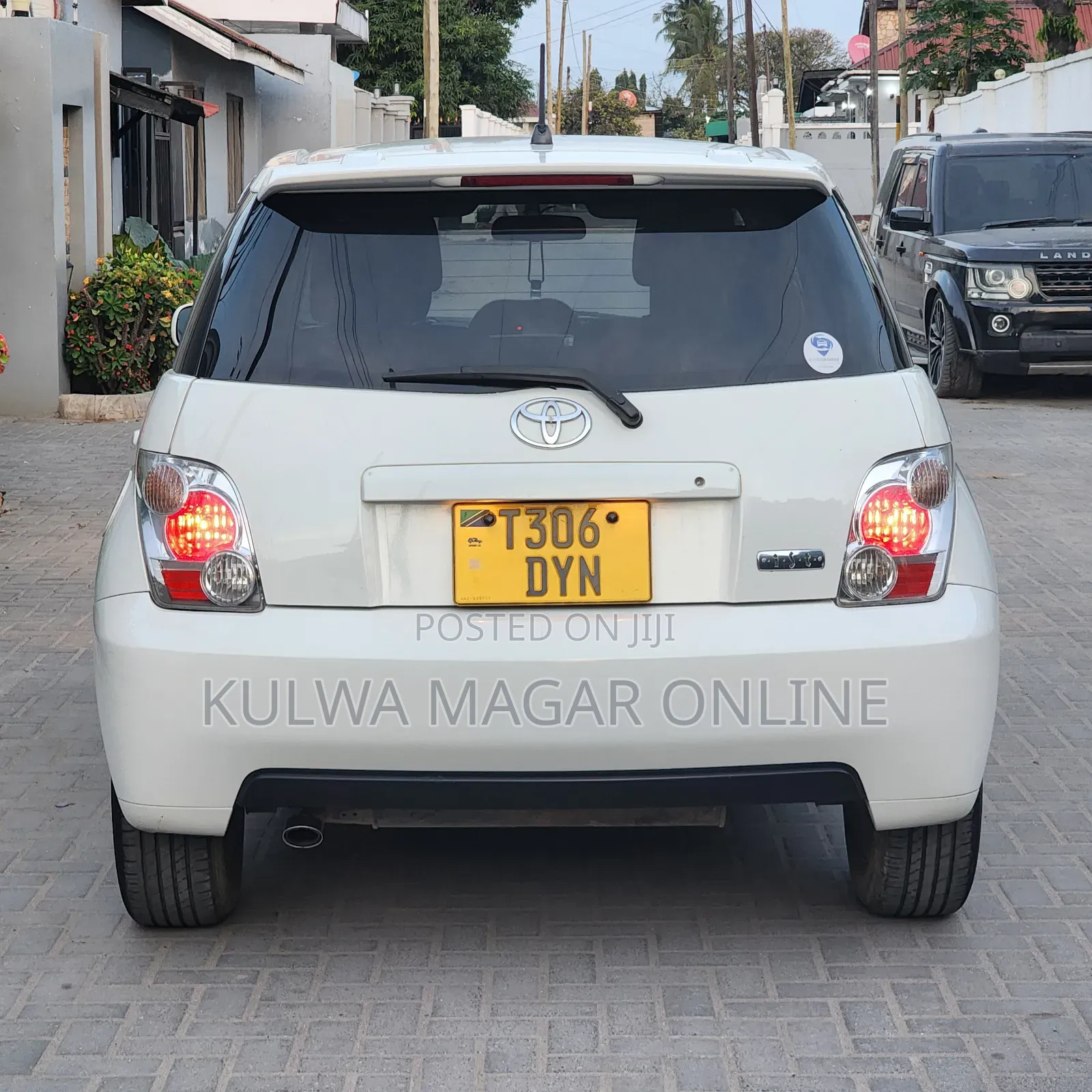 Toyota IST 2003 White