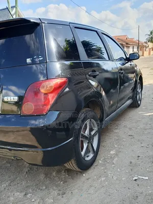 Toyota IST 2003 Black