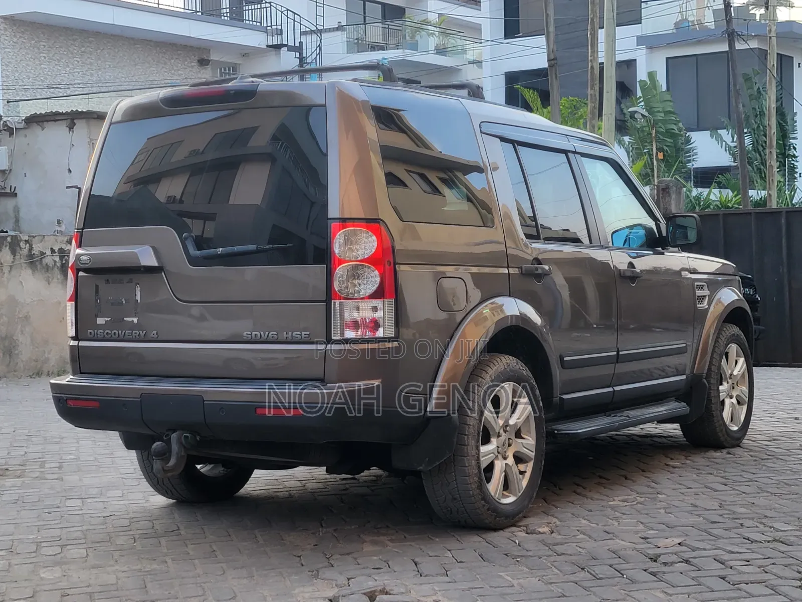 Land Rover Discovery 2013