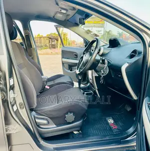 Toyota IST 2004 Gray