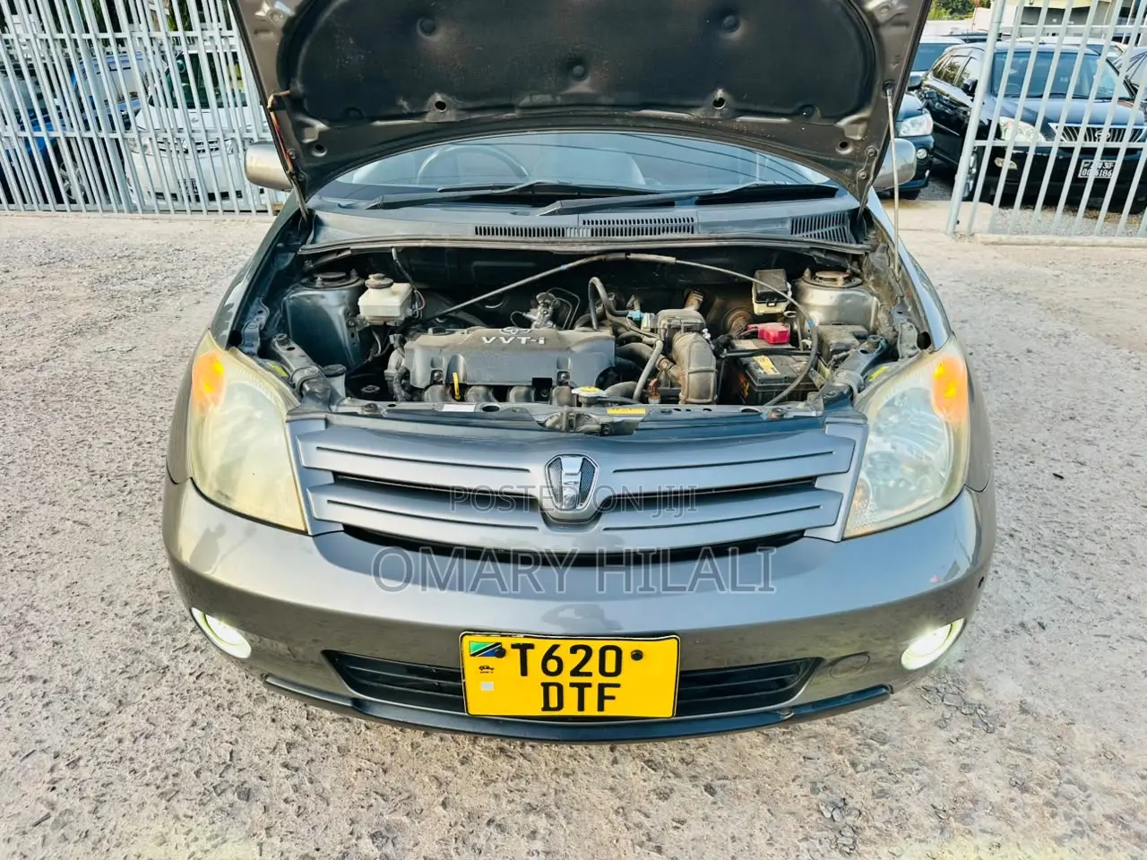 Toyota IST 2004 Gray