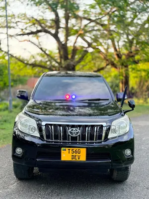Toyota Land Cruiser Prado 2011 Black