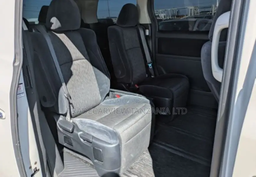Toyota Alphard 2008 Pearl