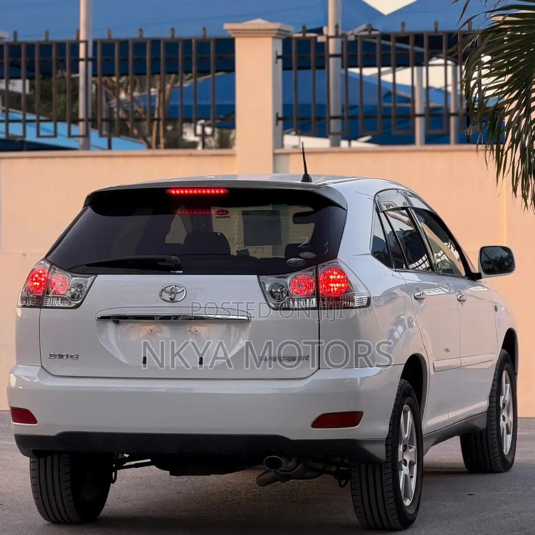 Toyota Harrier 2007 Pearl