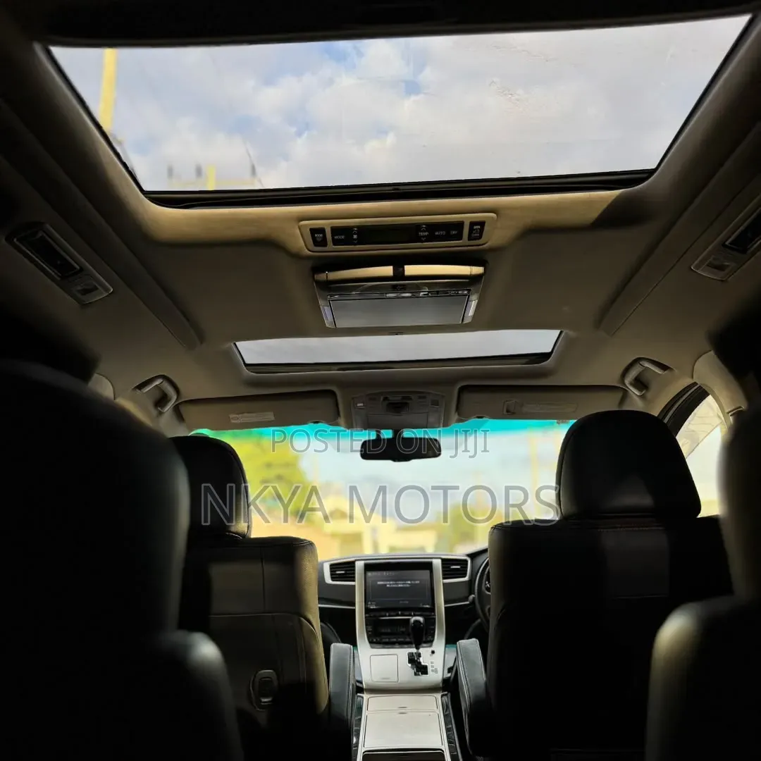 Toyota Alphard 2013 White