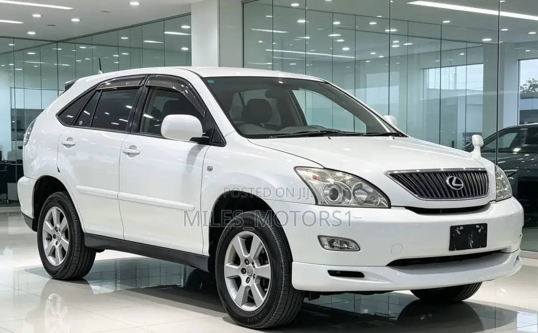 Toyota Harrier 2005 White