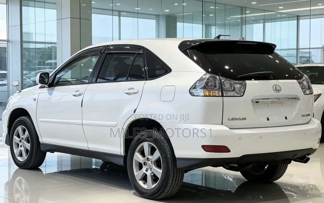 Toyota Harrier 2005 White