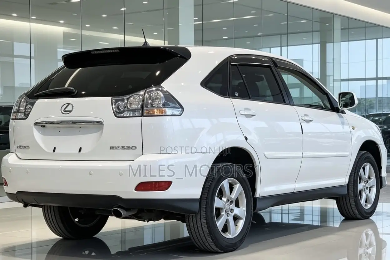 Toyota Harrier 2005 White