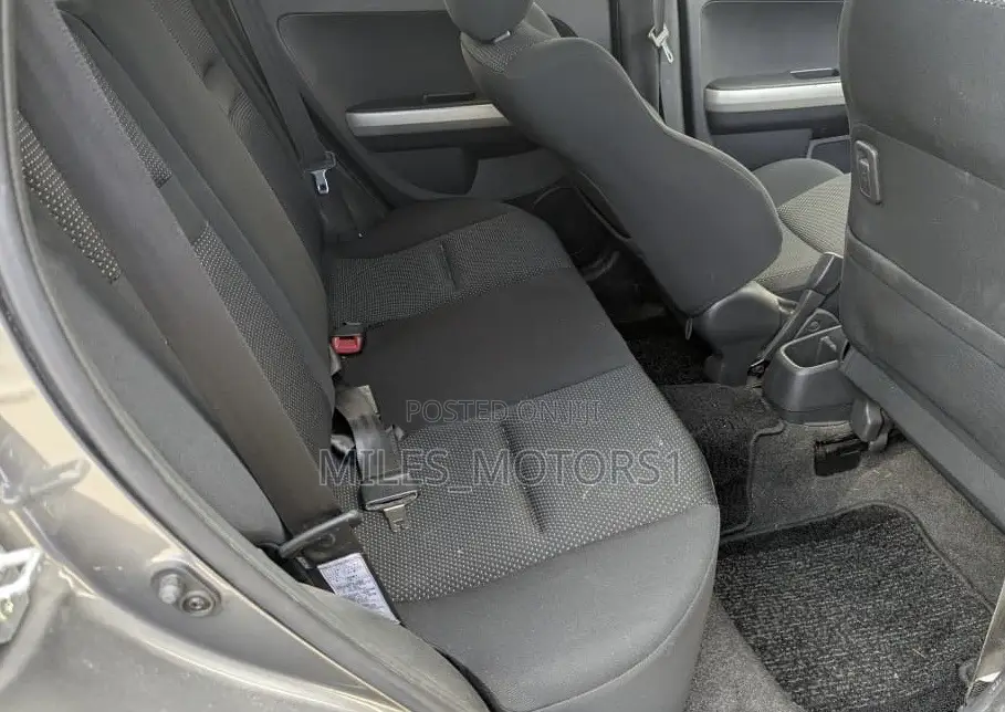 Toyota IST 2004 Gray