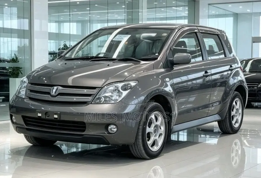 Toyota IST 2004 Gray