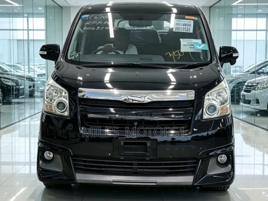 Toyota Noah 2007 Black