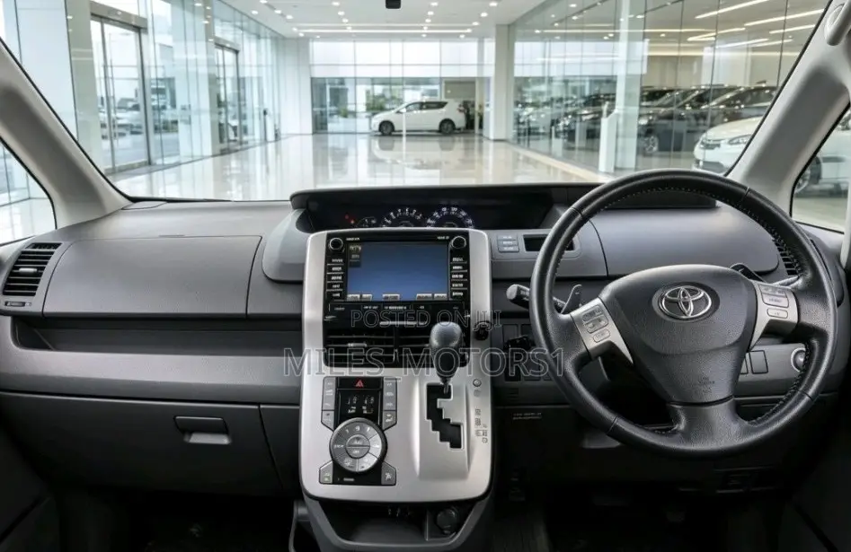 Toyota Noah 2007 Black