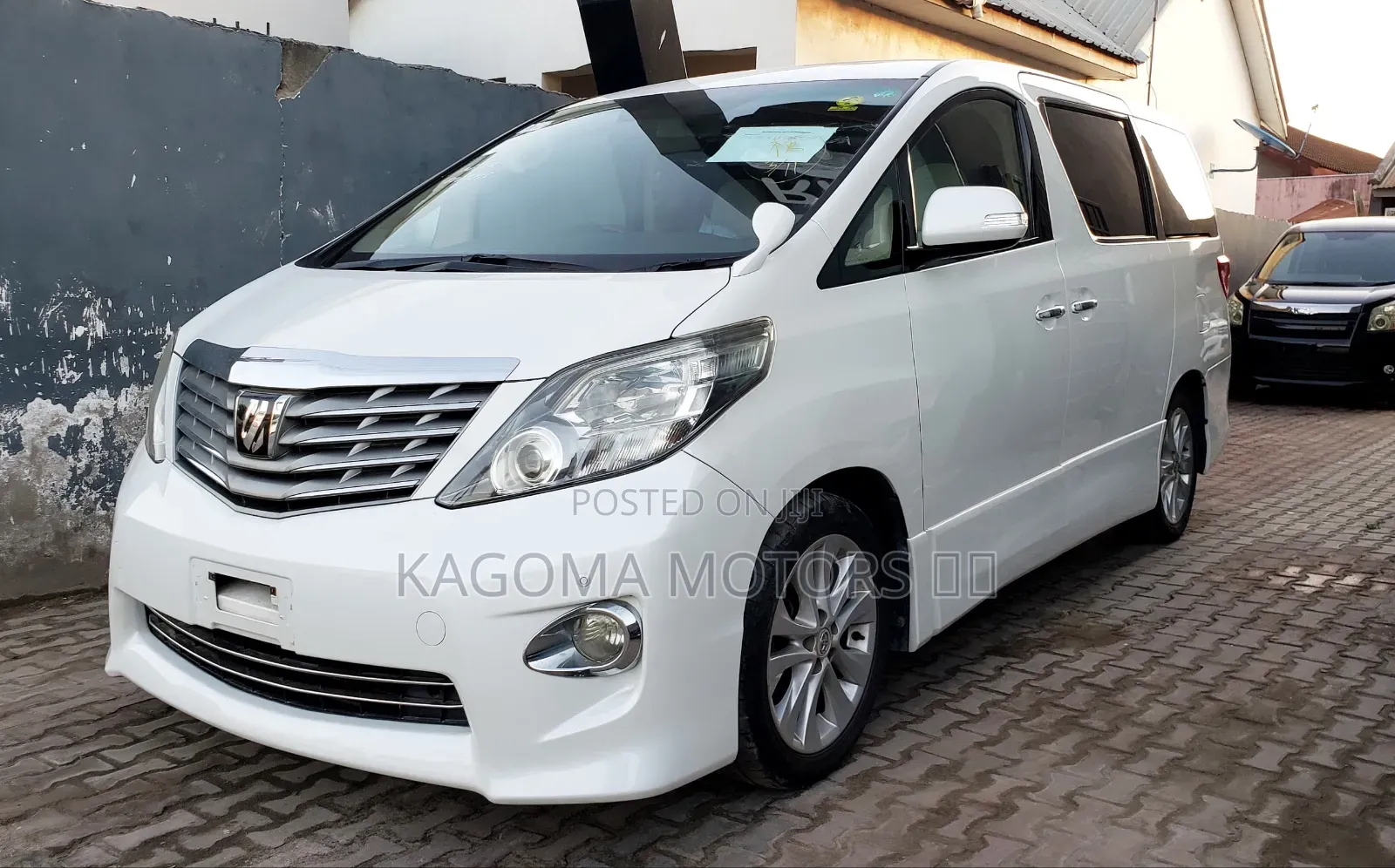 Toyota Alphard 2009 White