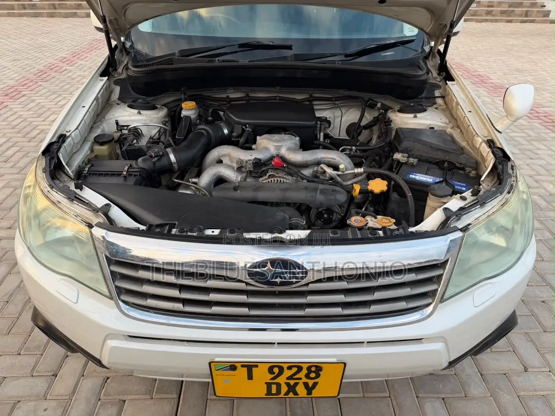 Subaru Forester 2009 White