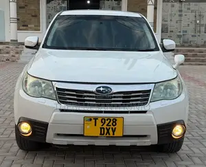 Subaru Forester 2009 White