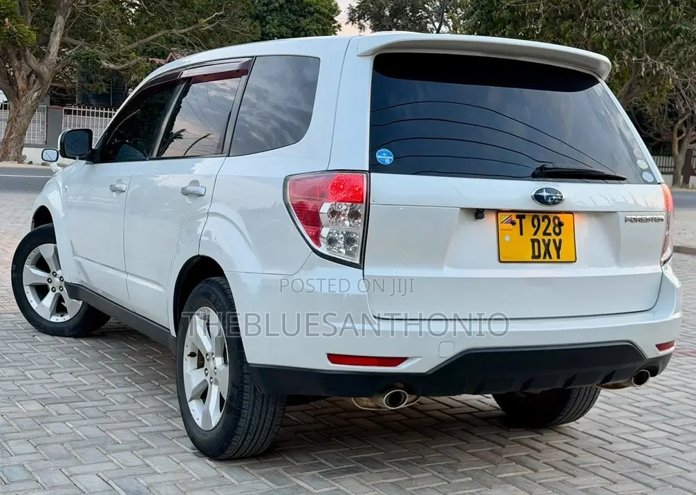 Subaru Forester 2009 White