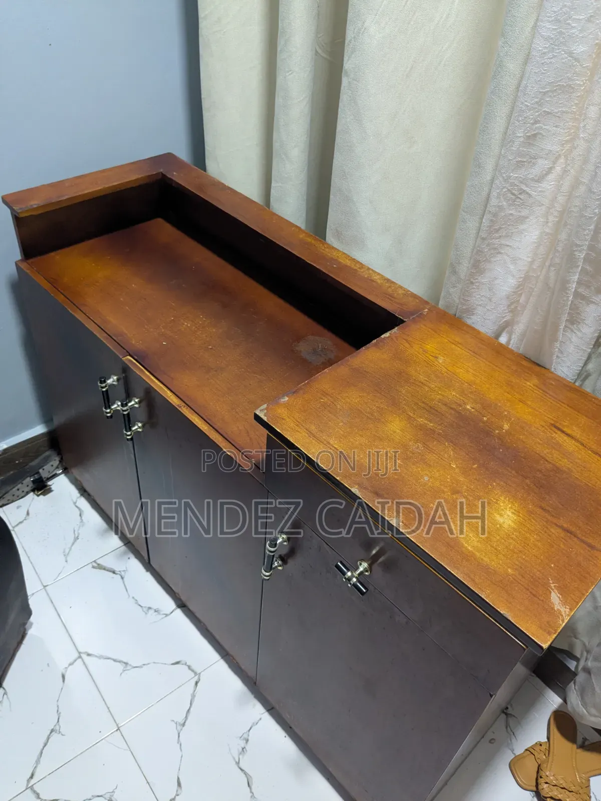 Kitchen Cabinet