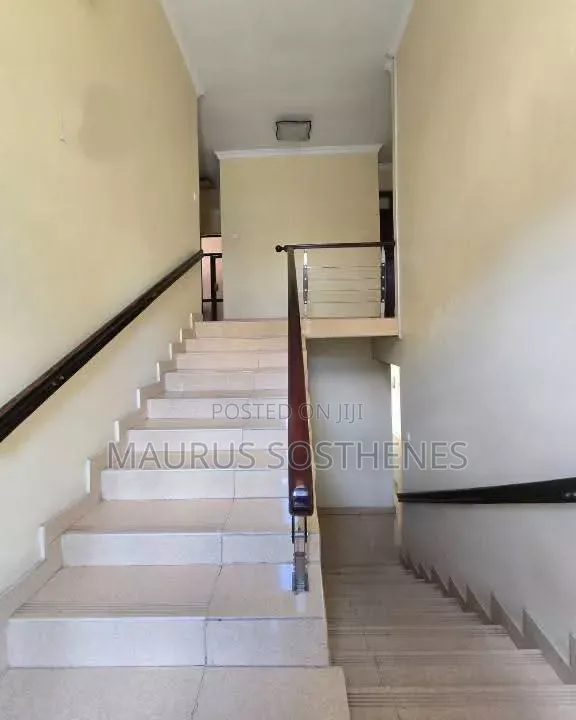 14bdrm Bungalow in Mikocheni B for rent