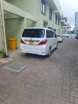 Toyota Alphard 2010 White