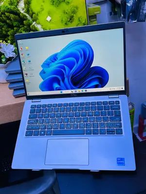 New Laptop Dell Latitude 5410 16GB Intel Core i5 SSD 256GB
