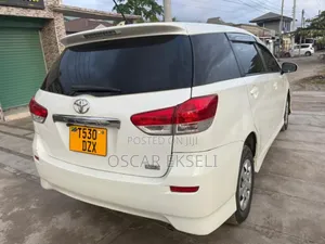 Toyota Wish 2011 White