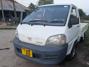 Toyota TownAce 2001 White