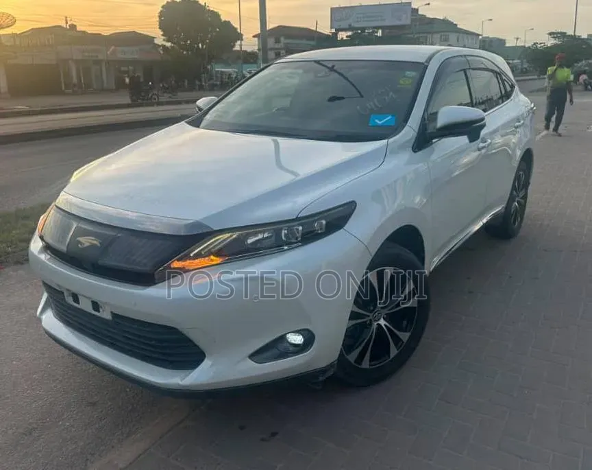 Toyota Harrier 2016 White
