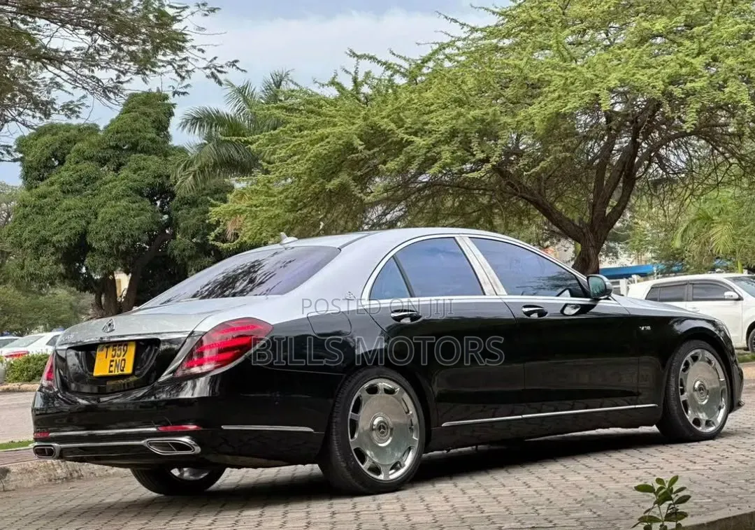 Mercedes-Benz Maybach 2023 Black