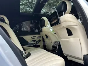 Mercedes-Benz Maybach 2023 Black