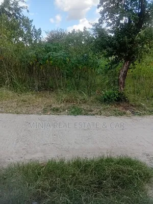 Kiwanja Kinauzwa Mbezi Malamba Mawili