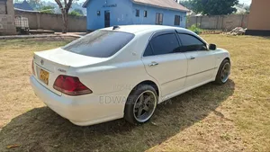 Toyota Crown 2006 Pearl