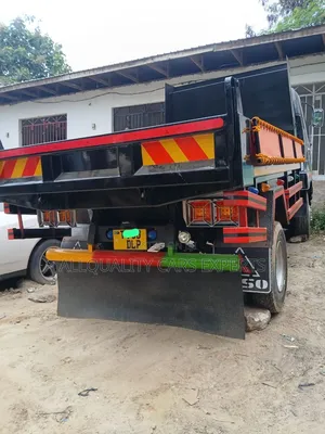 Mitsubishi Fuso Tipper 6d17