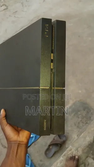 Ps 4 Fat Console